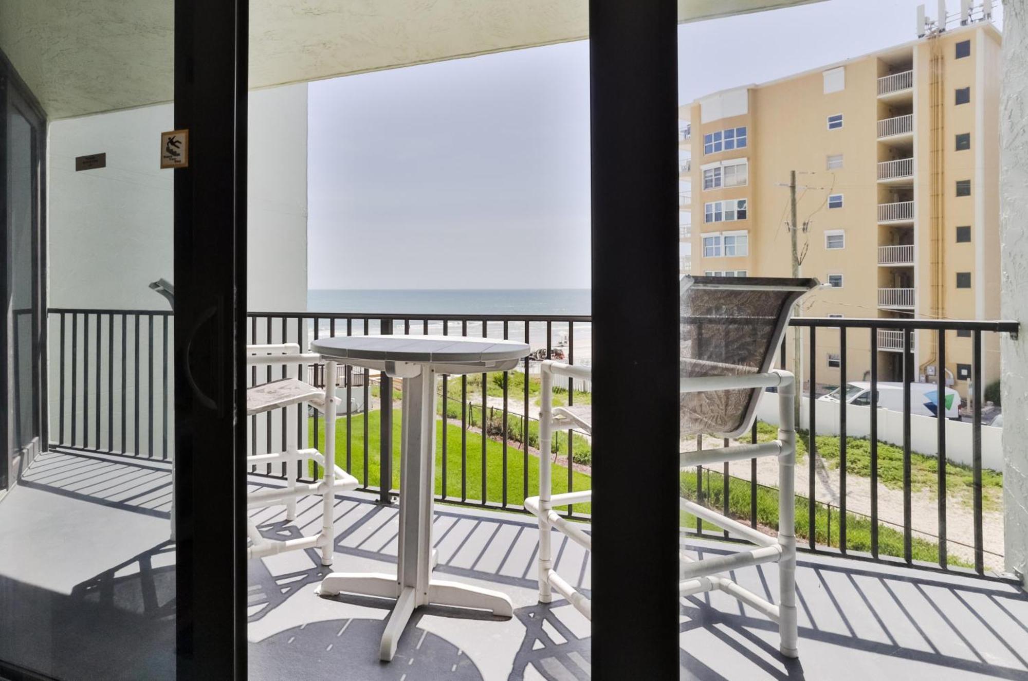 1 Bedroom -1 Bath With Ocean Views At Ocean Trillium 302 New Smyrna Beach Esterno foto