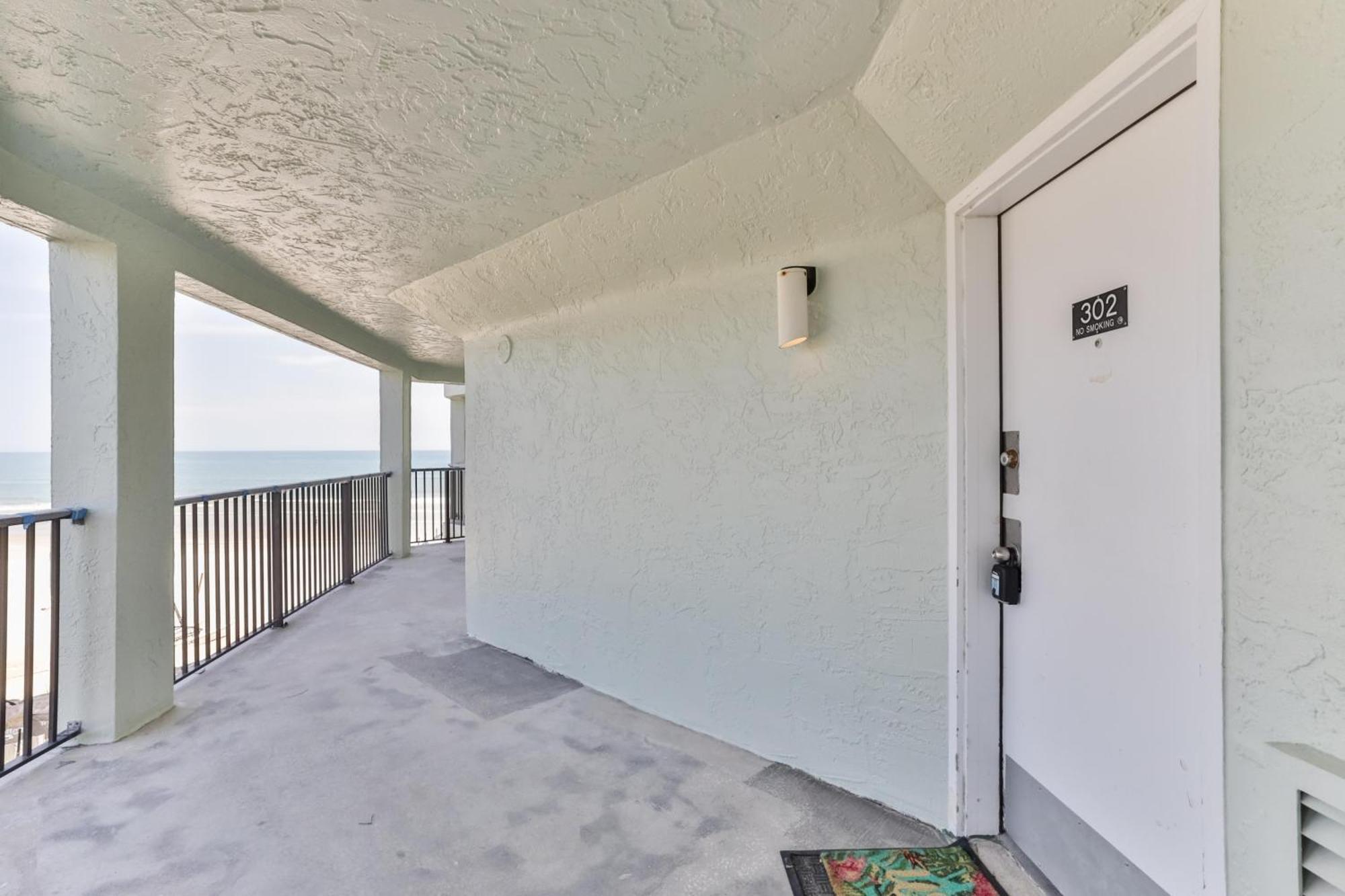 1 Bedroom -1 Bath With Ocean Views At Ocean Trillium 302 New Smyrna Beach Esterno foto