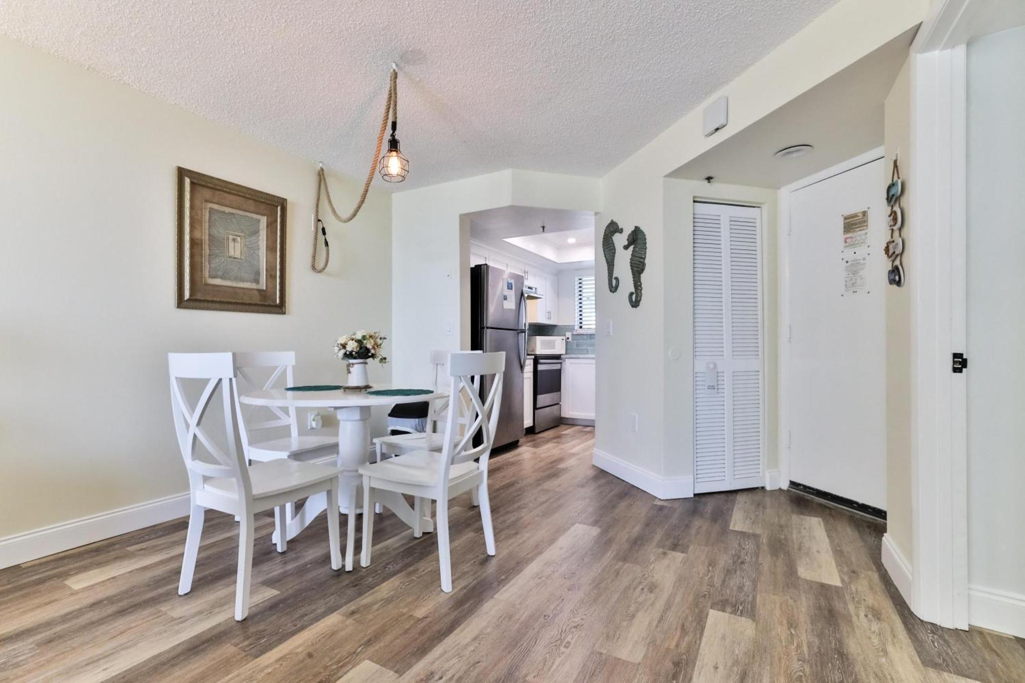 1 Bedroom -1 Bath With Ocean Views At Ocean Trillium 302 New Smyrna Beach Esterno foto