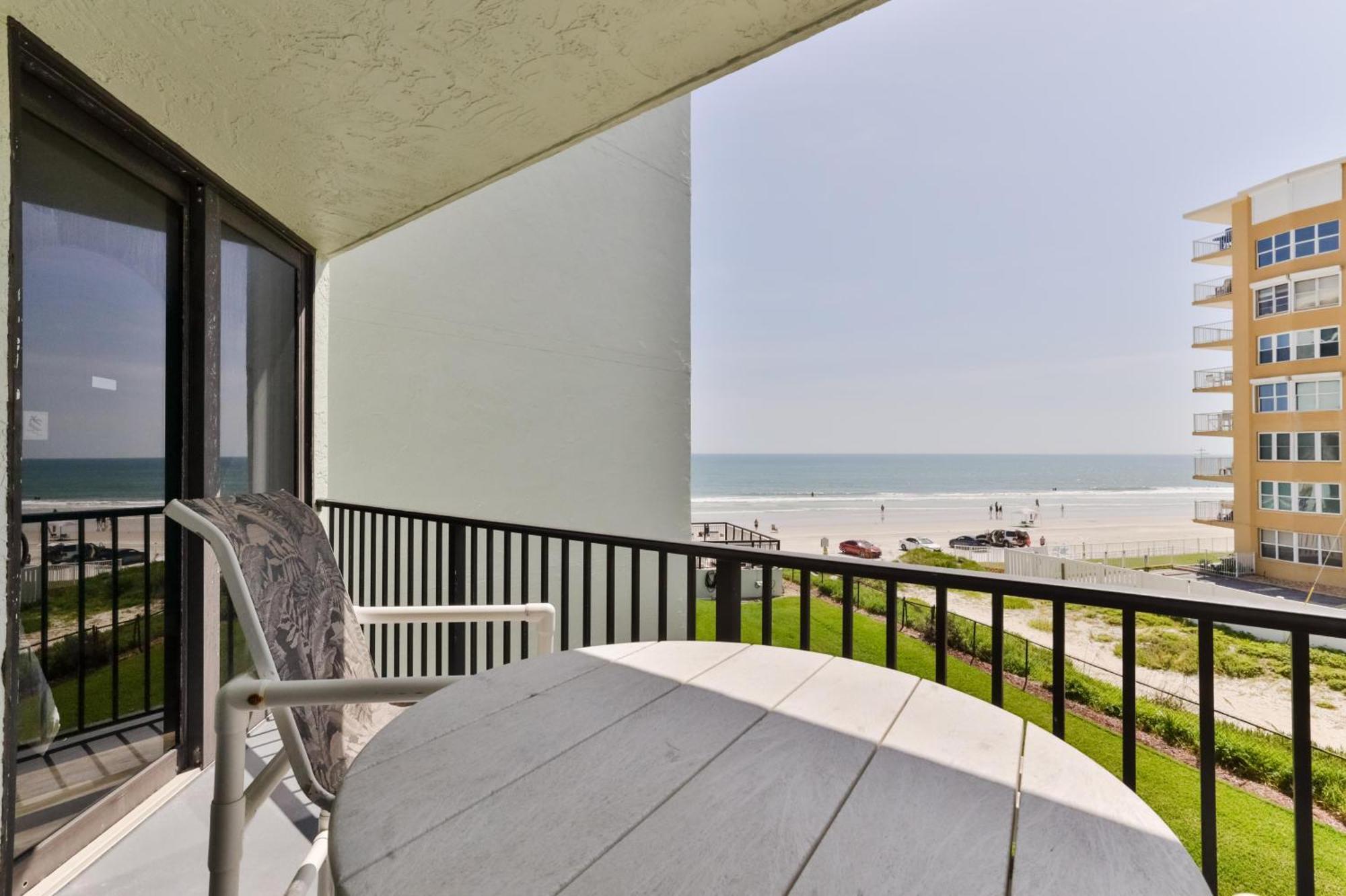 1 Bedroom -1 Bath With Ocean Views At Ocean Trillium 302 New Smyrna Beach Esterno foto